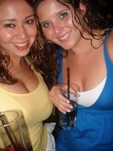 Fille du 41 montre son cul